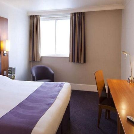 Premier Inn Leek Town Centre 外观 照片